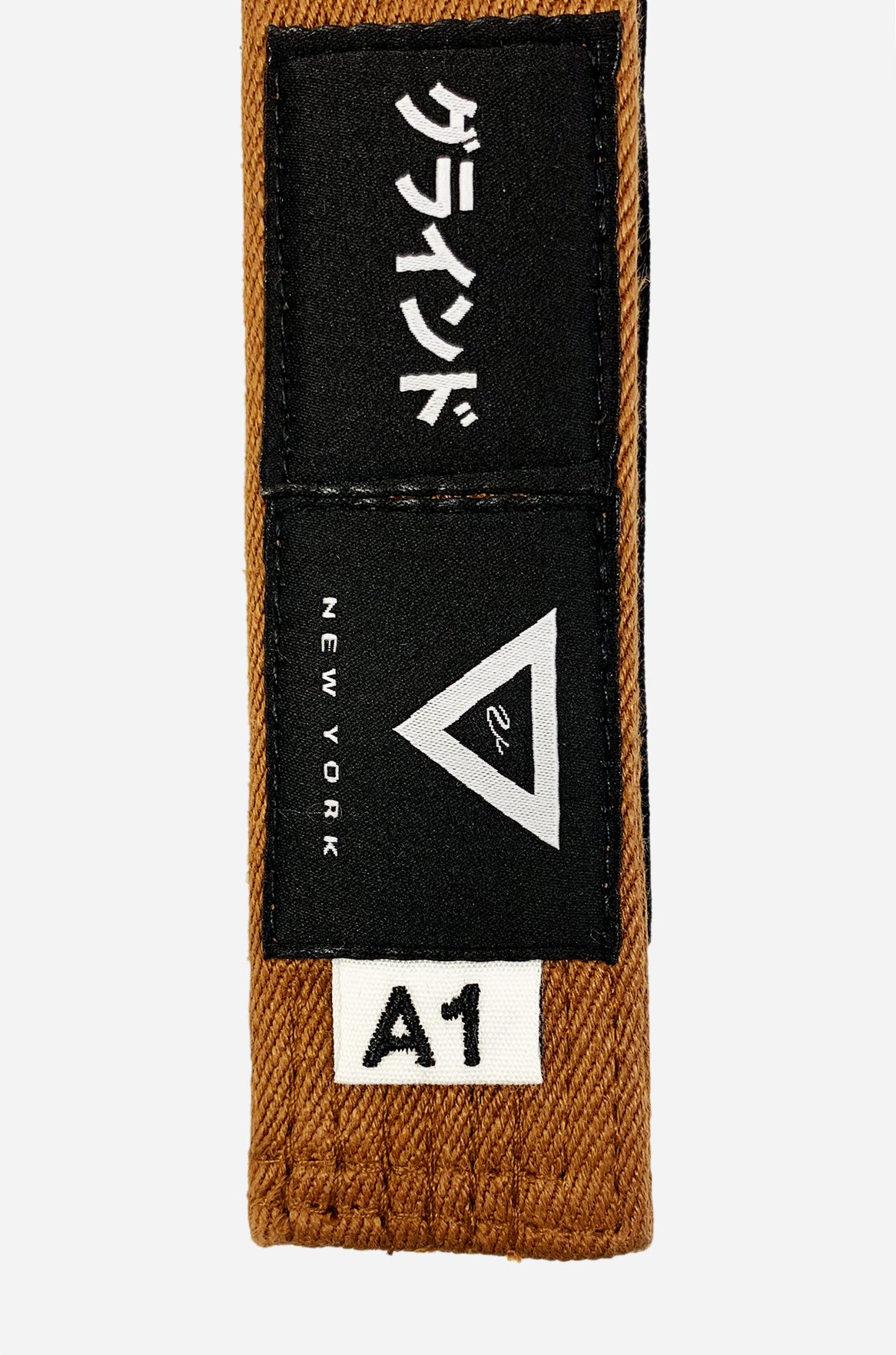 Brazilian Jiu Jitsu HEMP BELT BLACK LABEL (SPECIAL EDITION) This belt is made with HEMP fabric. 8 count stitching High quality label Natural hemp fabric’s structure allows air goes through easily. This helps to prevent from bacteria adherence and dwelling. Natural dry under sunlight will help to maintain the belt clean. vhts europe